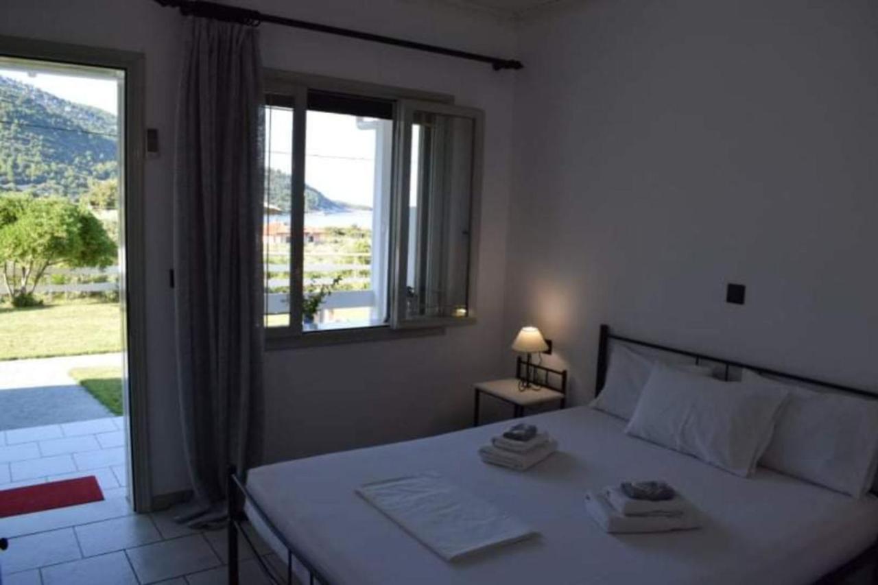 Aura Guest House Kinira Exterior foto